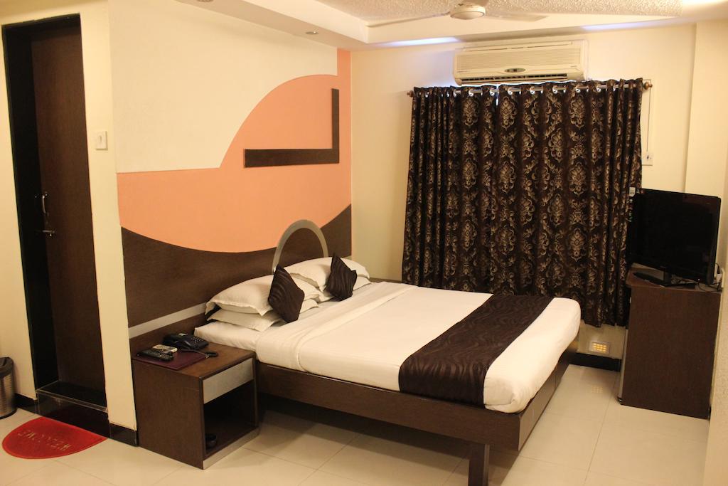 Hotel Fortune Мумбай Екстериор снимка