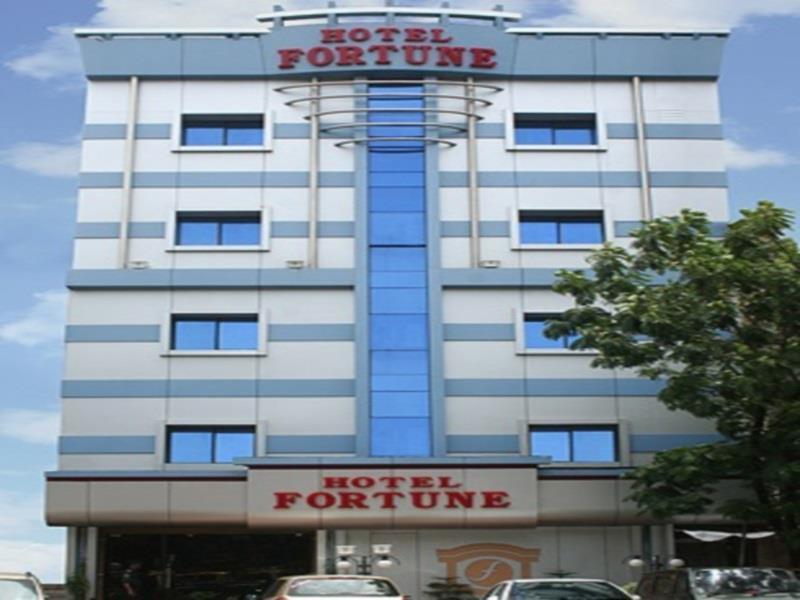 Hotel Fortune Мумбай Екстериор снимка